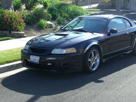 2000 Ford Mustang V6 Coupe in Black