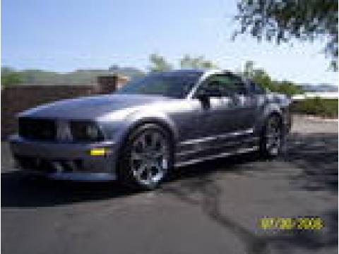 2006 Ford Mustang Saleen S281 Coupe in Saleen Trilogy Silver Metallic