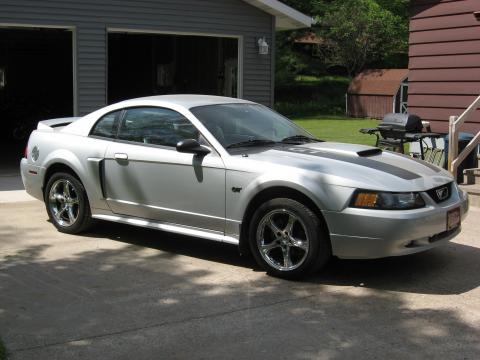 2000 Ford Mustang GT Coupe in Silver Metallic
