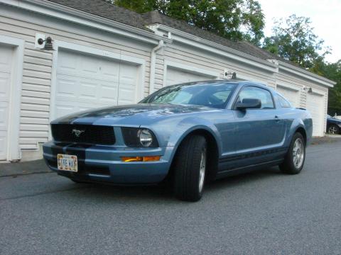 2007 Ford Mustang V6 Premium Coupe in Windveil Blue Metallic