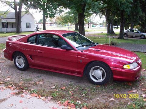 1995 Ford Mustang V6 Coupe in Red