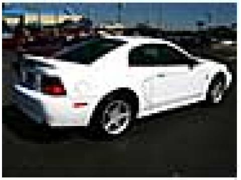 2000 Ford Mustang V6 Coupe in Crystal White