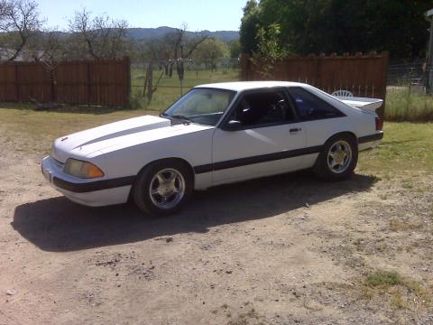 1991 Ford Mustang LX 5.0 Fastback in Oxford White
