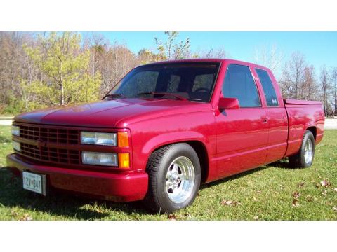 1990 Chevrolet C/K C1500 Silverado Extended Cab in Crimson Red Metallic